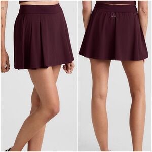 Beyond Yoga Score Pleated Skort Skirt Burgundy Tennis Pickleball Size XS